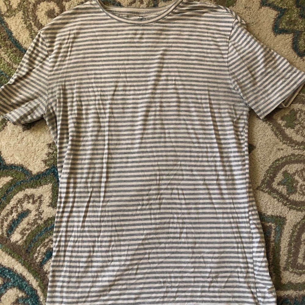 Men’s medium H&M striped tshirt